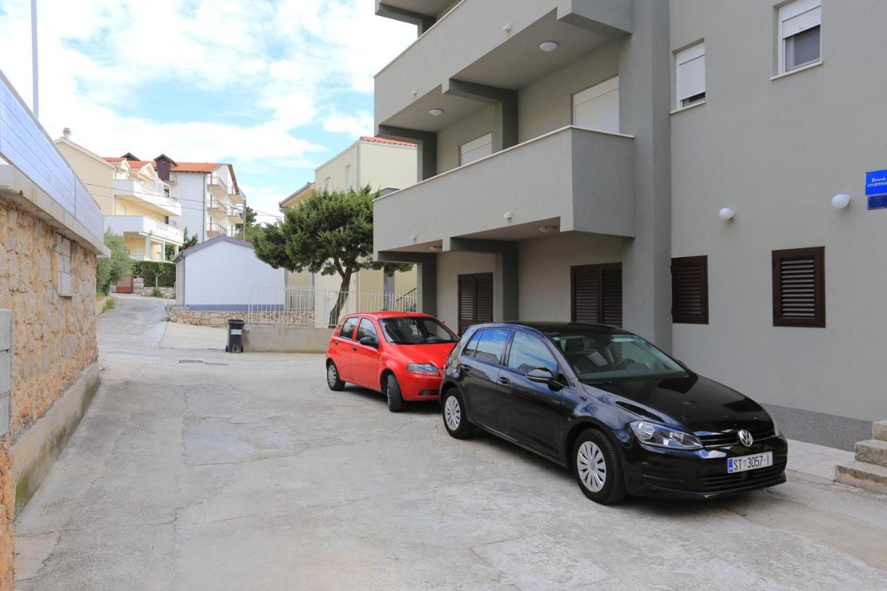 Apartment Nemira 17039A Tice Exterior photo
